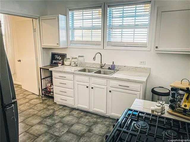 2935 Joliet St — Photo 13