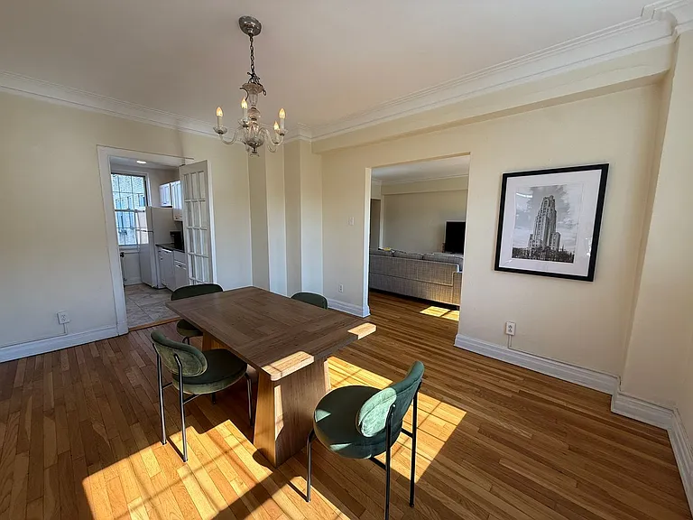New King Edward Apartments — Photo 437