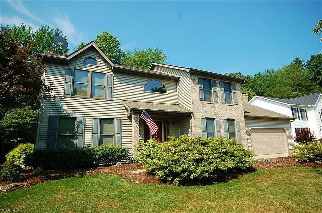 325 Deer Creek Trl photo 1