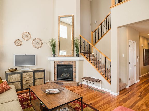 5th image of 10297 E 31st Ave