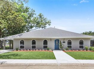 187 Sedgefield Dr, Harahan, LA 70123