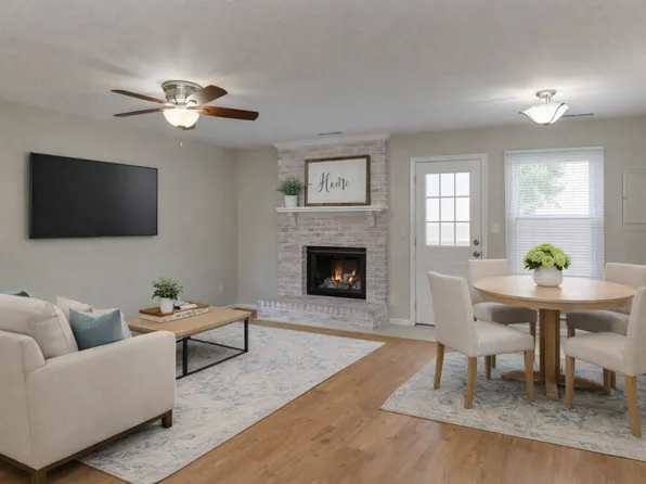 425 Rennie Ct, Virginia Beach, VA 23454