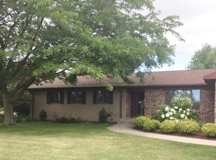4117 Michigan Shores Dr, Menominee, MI 49858