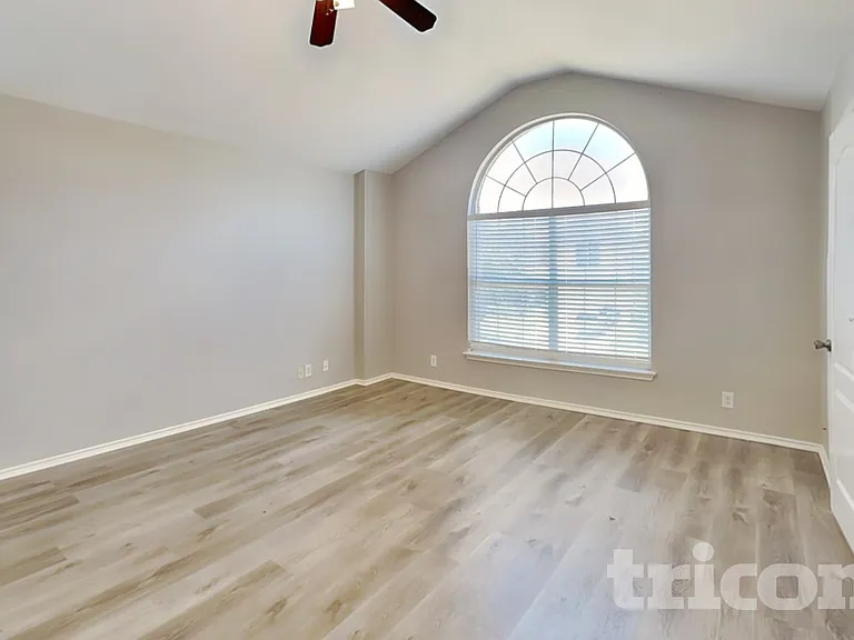 9622 Discovery Dr — Photo 9