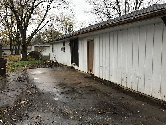 2nd image of 4565 Apollo Dr