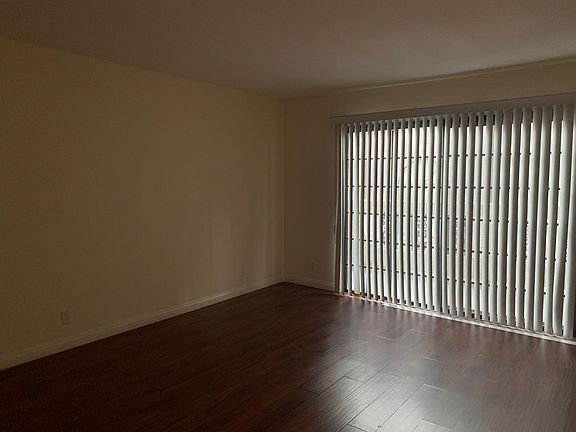 5th image of 319 N Lincoln Ave