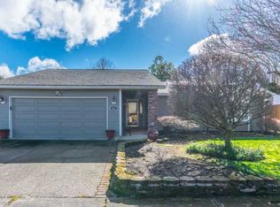 712 Harmony St, Lebanon, OR 97355