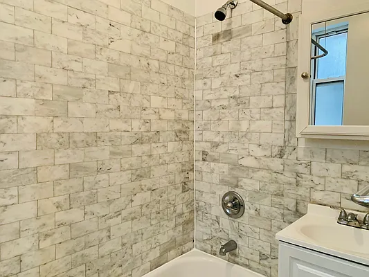 Rented by Corcoran | media 27