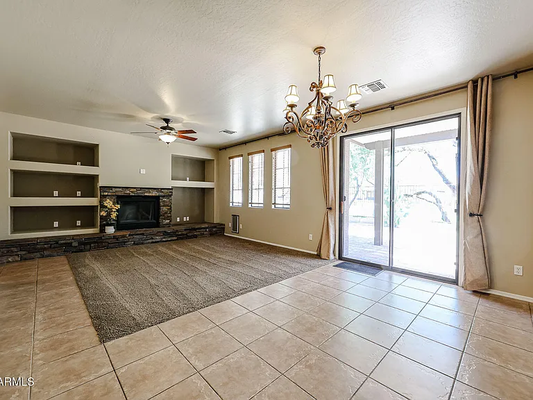 2390 W Jake Hvn — Photo 7