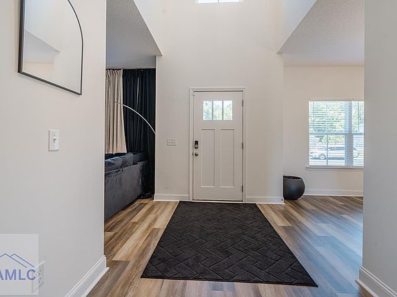 4th image of 158 Legacy Ln