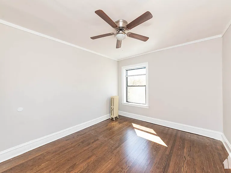 1825 W Winona St #2 — Photo 8