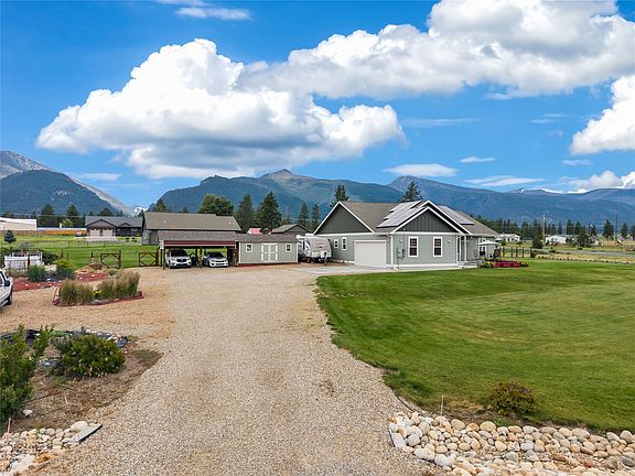 3rd image of 4011 Moonrise Ct