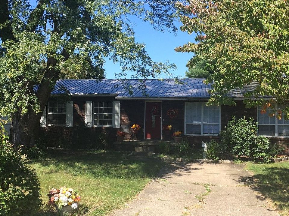 1st image of 3256 Putnam Ave
