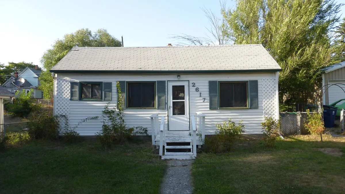 2 bed, 880 sqft, $1,450 — Photo 1