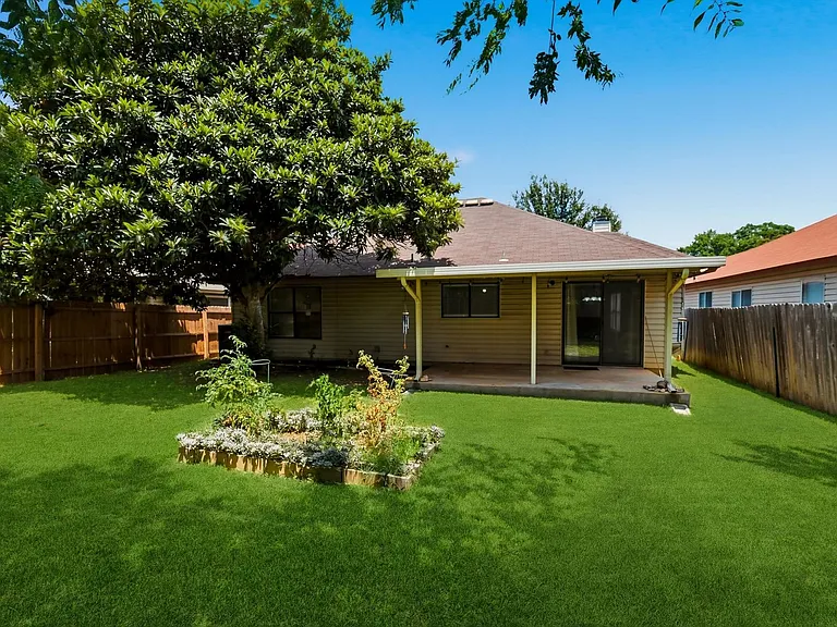 10411 Westfield Pl — Photo 24