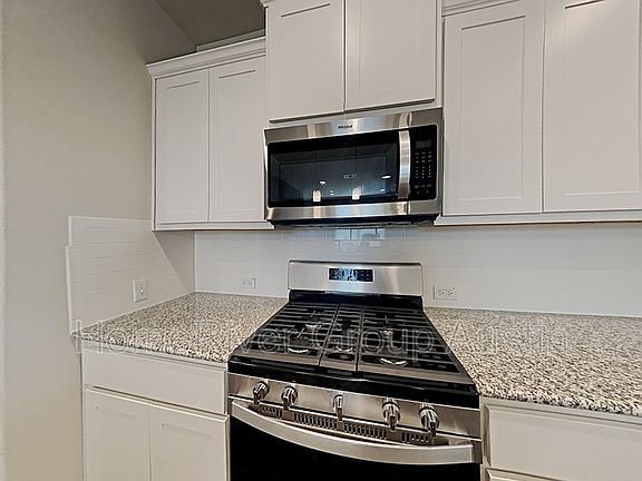 5th image of 536 Blue Oak Blvd
