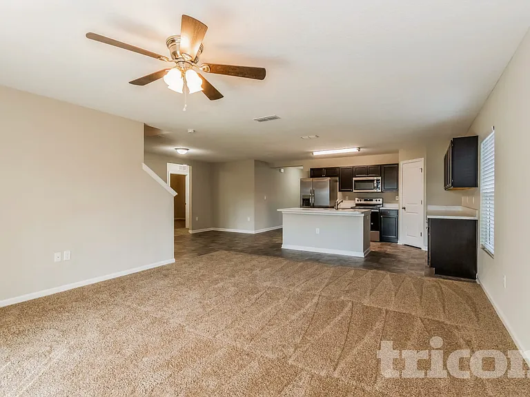 1610 Liberty Tree Pl — Photo 3
