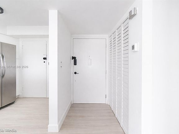 2nd image of 1351 NE Miami Gardens Dr APT 703E