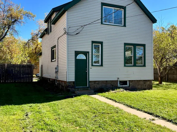 1129 16th Ave E, Hibbing, MN 55746