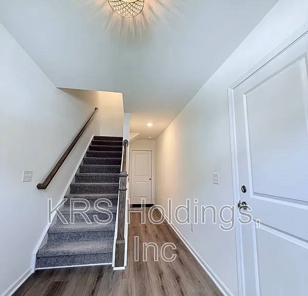 849 Parc Townes Dr — Photo 2