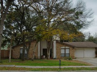 110 Turtle Dove Dr, Universal City, TX 78148