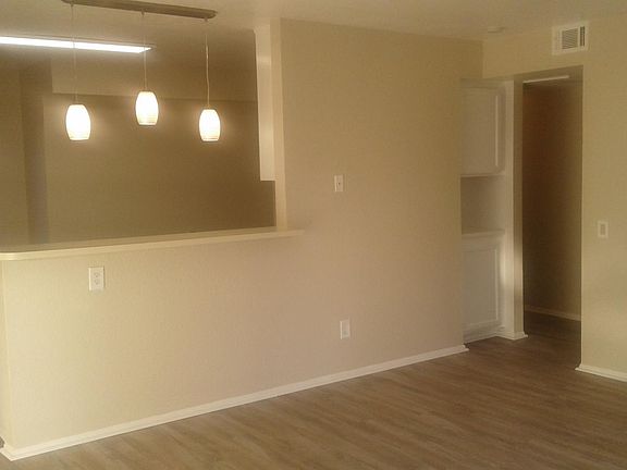 3rd image of 1365 Crafton Ave APT 1101