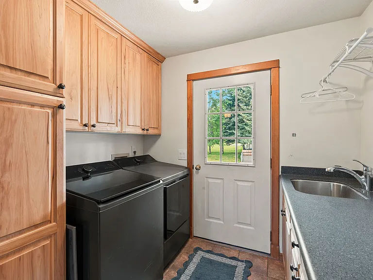 180 McDowell Dr — Photo 21