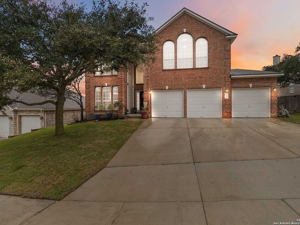 1st image of 3627 Ashland Cliff