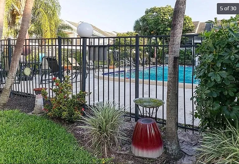 608 Haven Pl — Photo 3