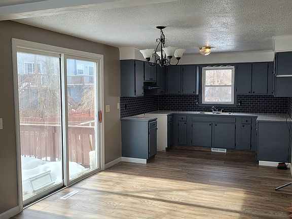5th image of 95-97 Fuller St #95