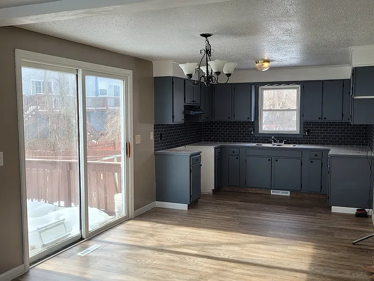 95-97 Fuller St #95 — Photo 7