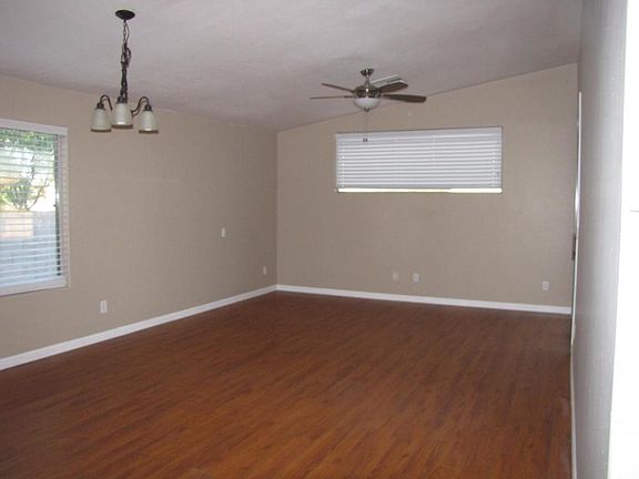 5th image of 8418 N Sayante Way
