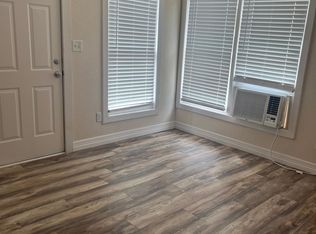 205 W Wilbarger St, Bowie, TX 76230