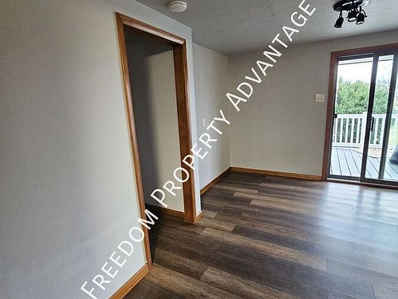 3rd image of 1920 Idaho St
