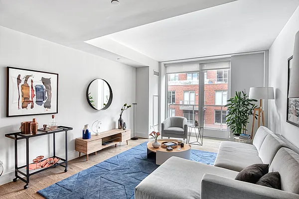 Rented by Extell Marketing Group LLC | media 28