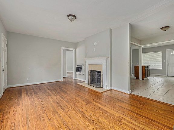 3rd image of 118 Woodward Rd