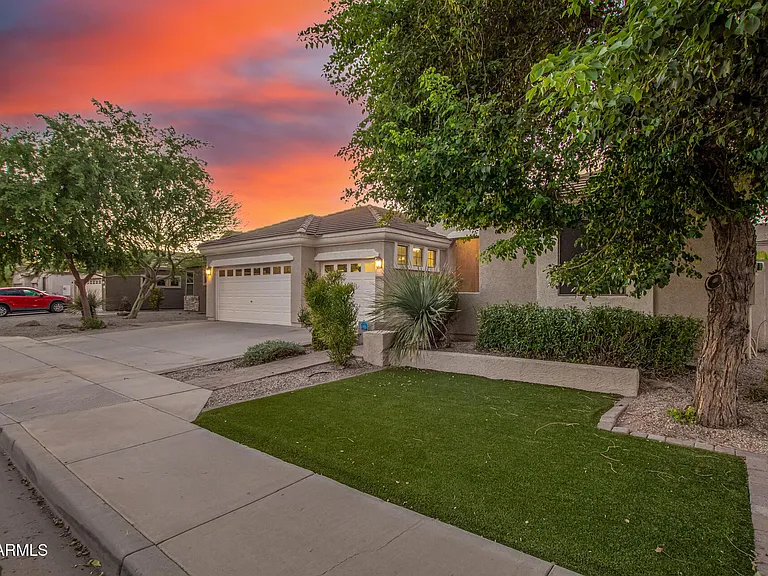 10502 E Posada Ave — Photo 3