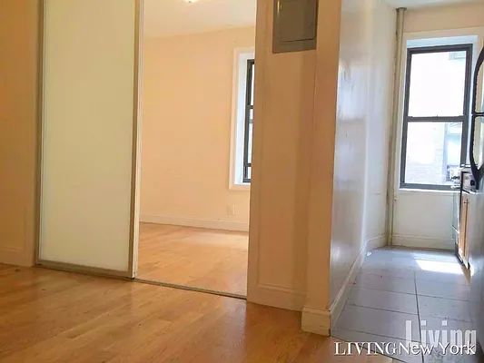Rented by Living New York | media 2