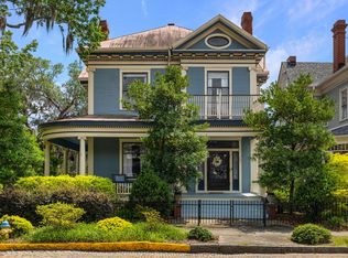 121 E 36th St, Savannah, GA 31401