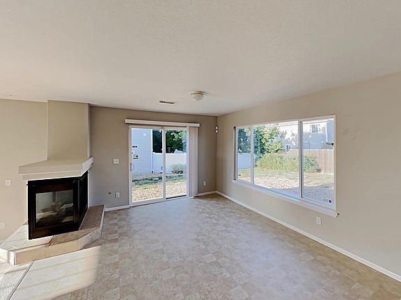 2nd image of 4812 Flanders Way #2