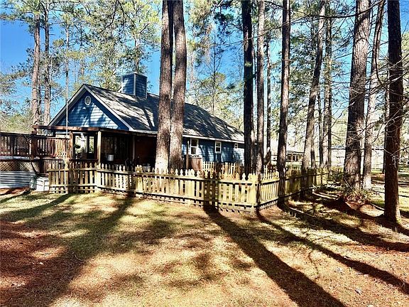 3rd image of 70078 Cypress Dr