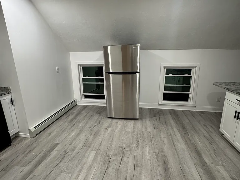 195 Pawtucket Ave #2 — Photo 3