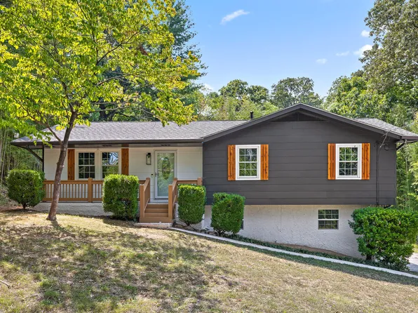 1100 Clermont Dr, Chattanooga, TN 37415