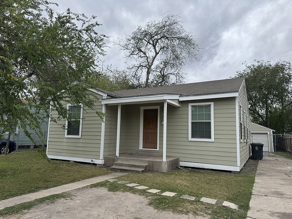 1st image of 4813 Blundell Dr