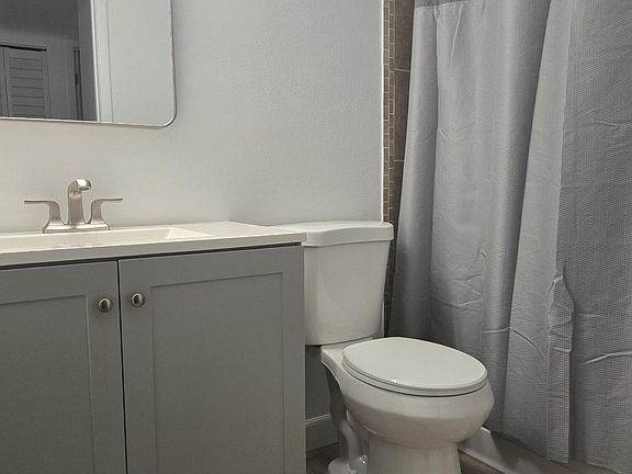 5th image of 1418 Paley Cir SE #1418