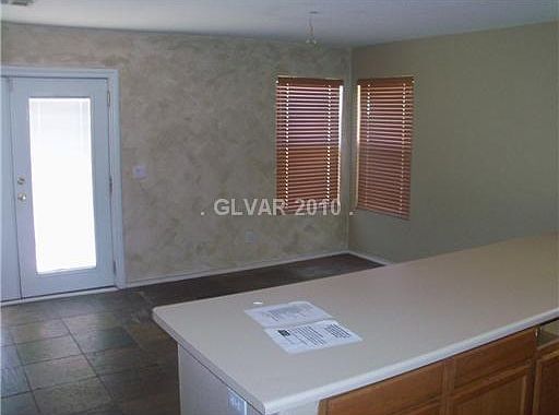 3rd image of 2653 Flathead Falls St