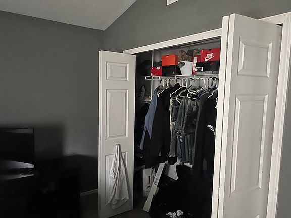 2nd image of 567 Greenway Chase Ct #567