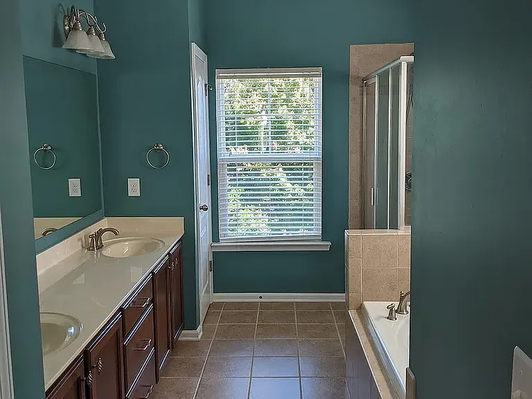 3409 Bidwell Ave — Photo 21