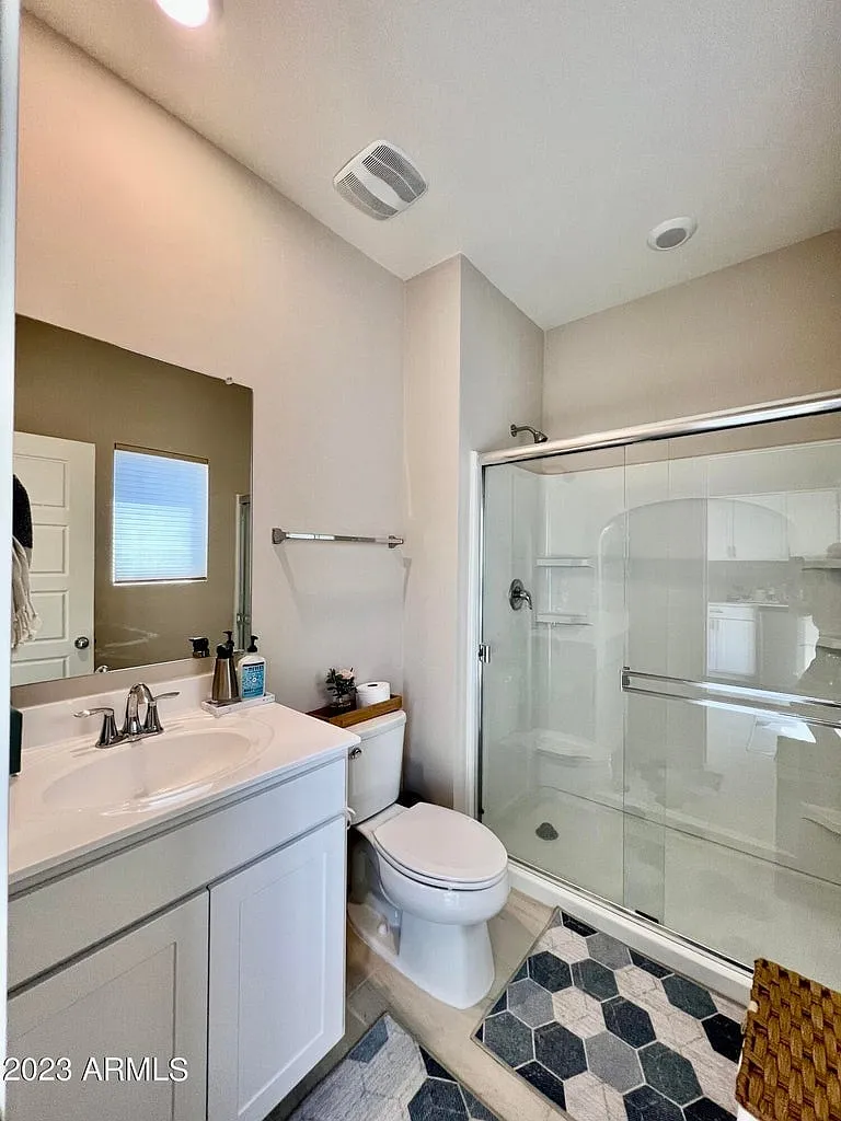 2145 W Harmont Dr — Photo 3