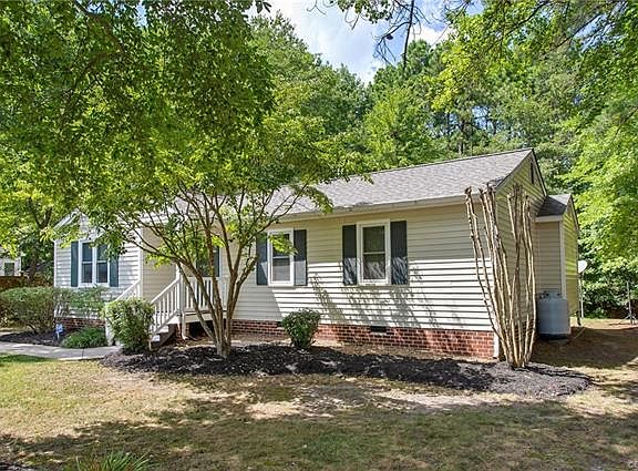 3rd image of 2712 Maurice Walk Ct